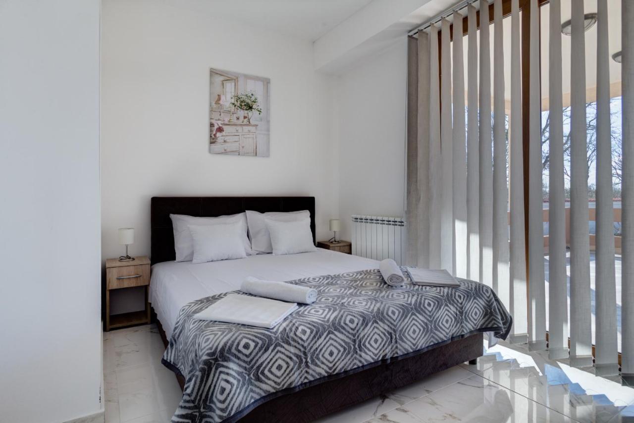 Stars Residence Petrovac ภายนอก รูปภาพ