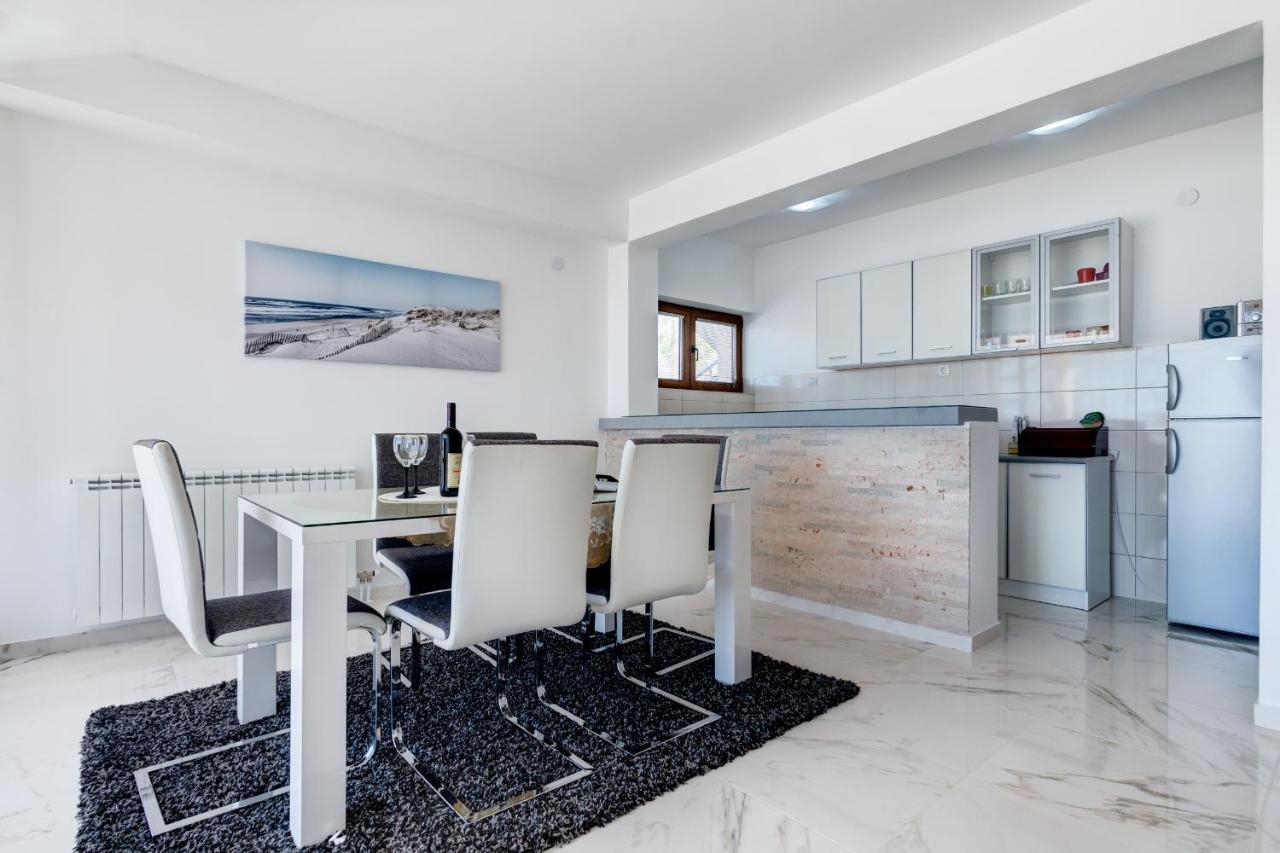 Stars Residence Petrovac ภายนอก รูปภาพ