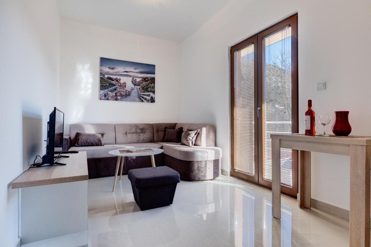 Stars Residence Petrovac ภายนอก รูปภาพ
