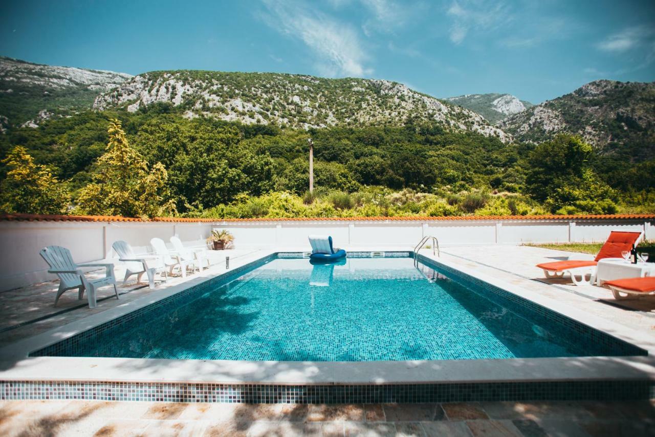 Stars Residence Petrovac ภายนอก รูปภาพ
